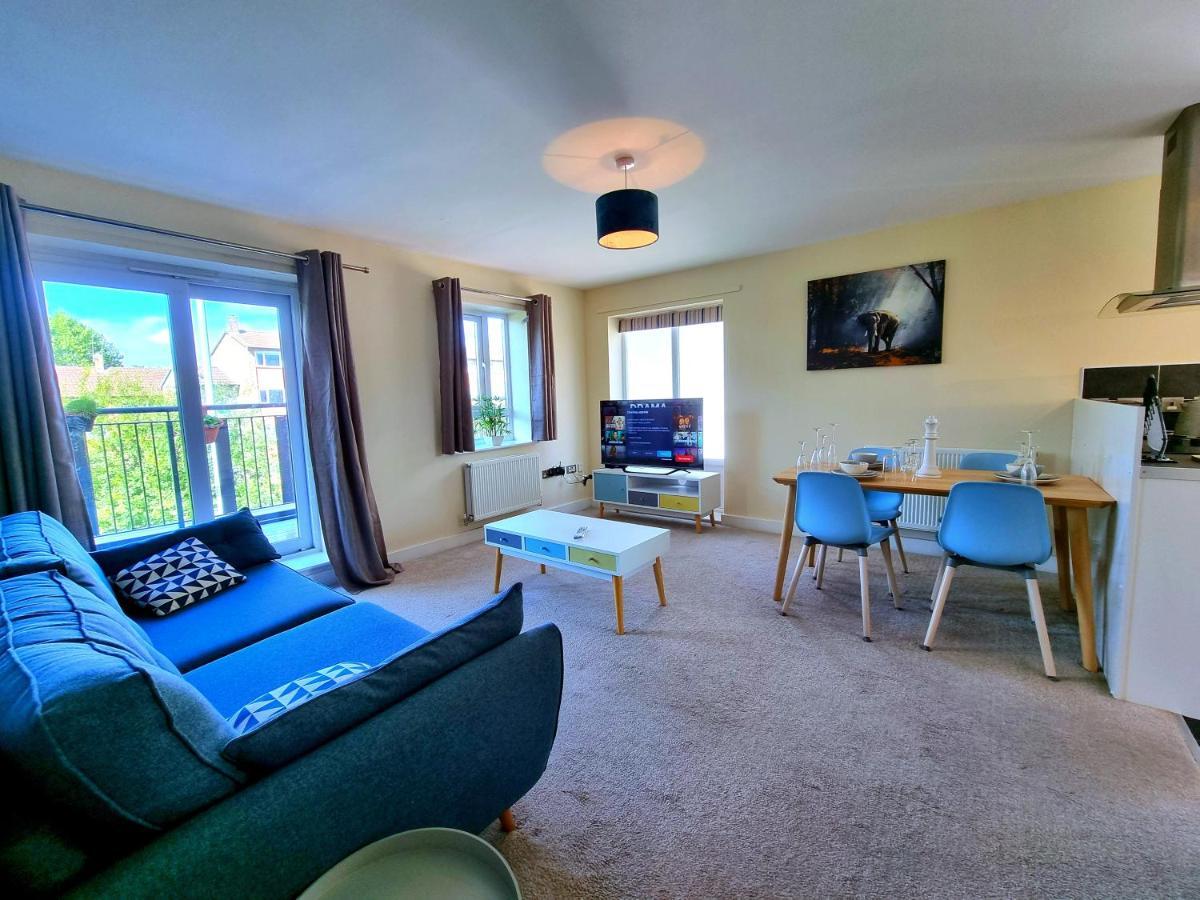 Luxury 2-Bedroom Service Apartment With Balcony Μάντσεστερ Εξωτερικό φωτογραφία