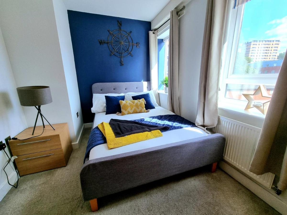 Luxury 2-Bedroom Service Apartment With Balcony Μάντσεστερ Εξωτερικό φωτογραφία